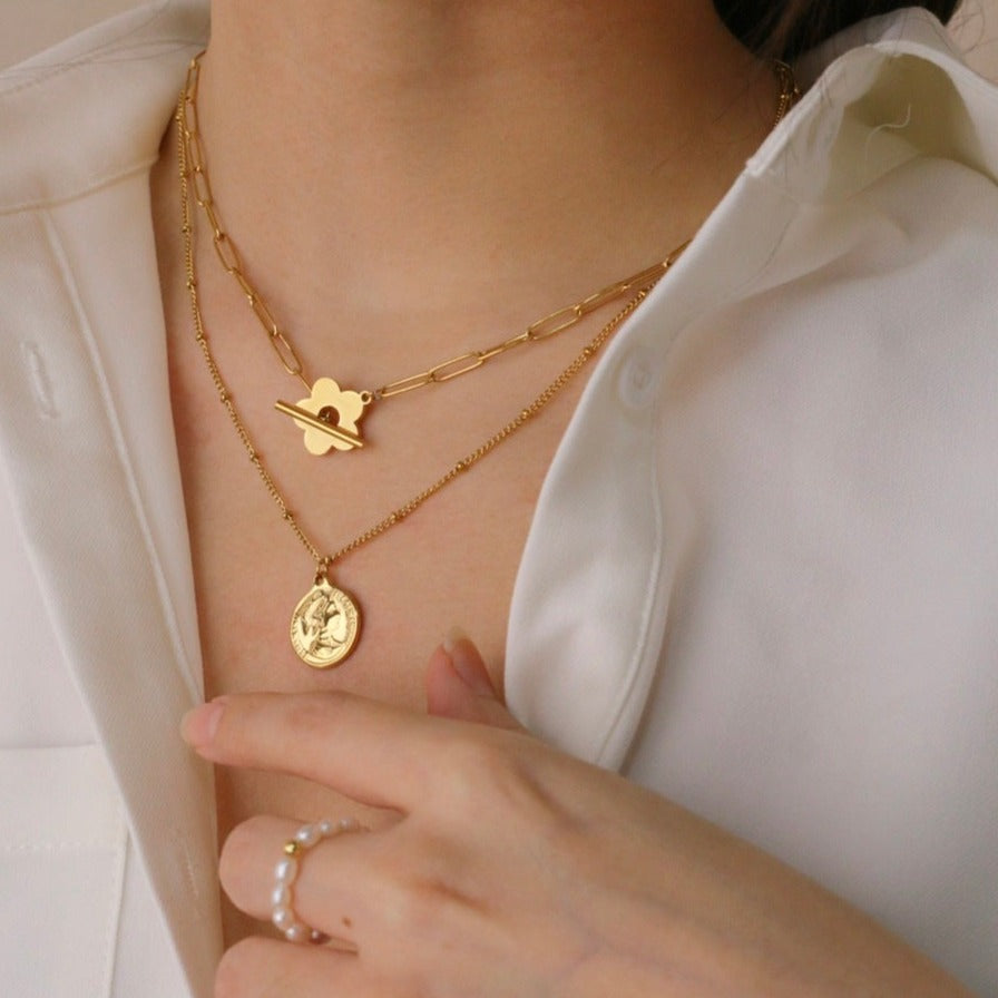 Ana Flower Chain Necklace