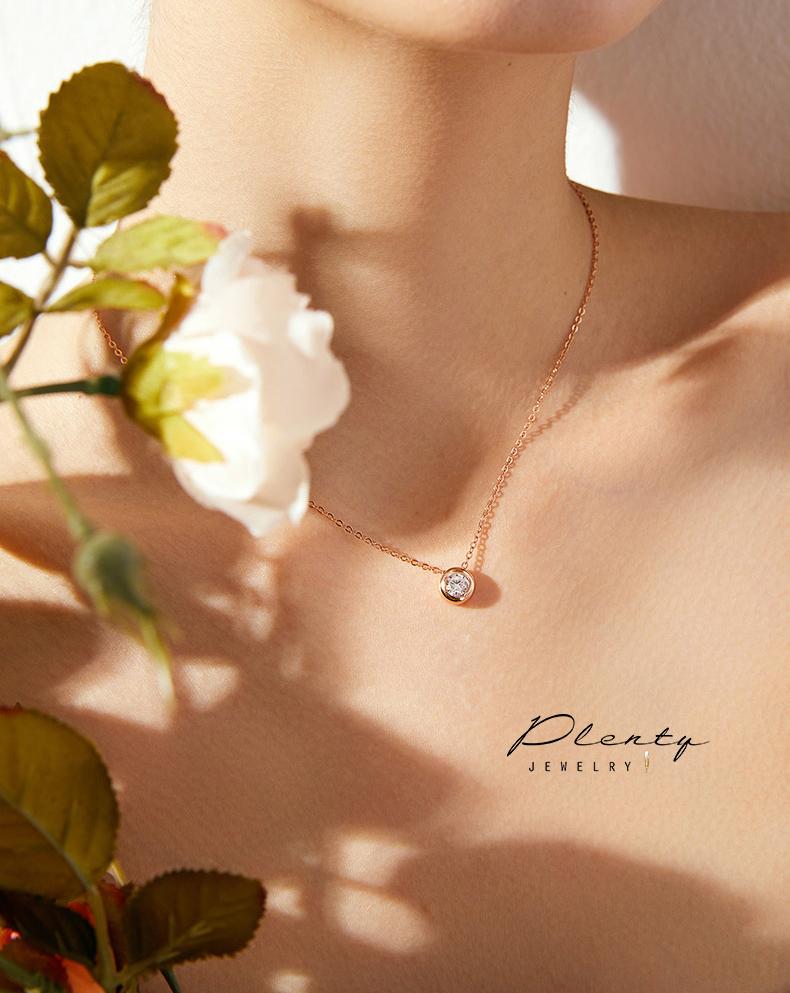Minimalist Rose Gold Zircon Necklace