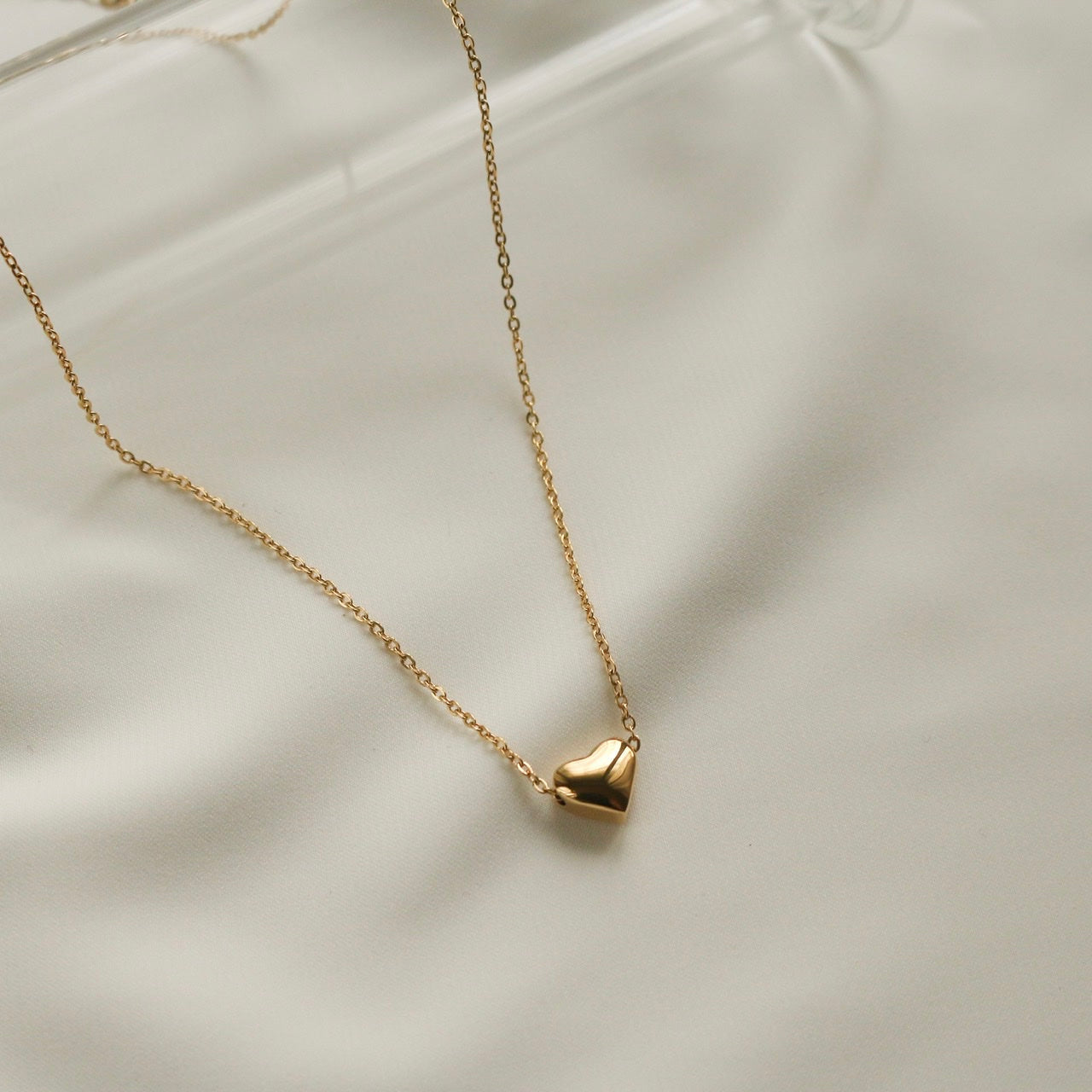 Diana Heart Necklace (Gold)