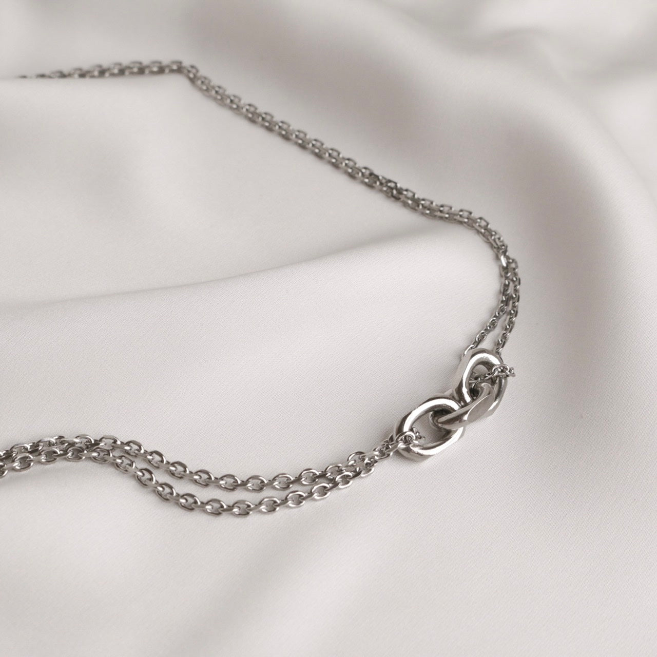 Ivanna Chain Necklace