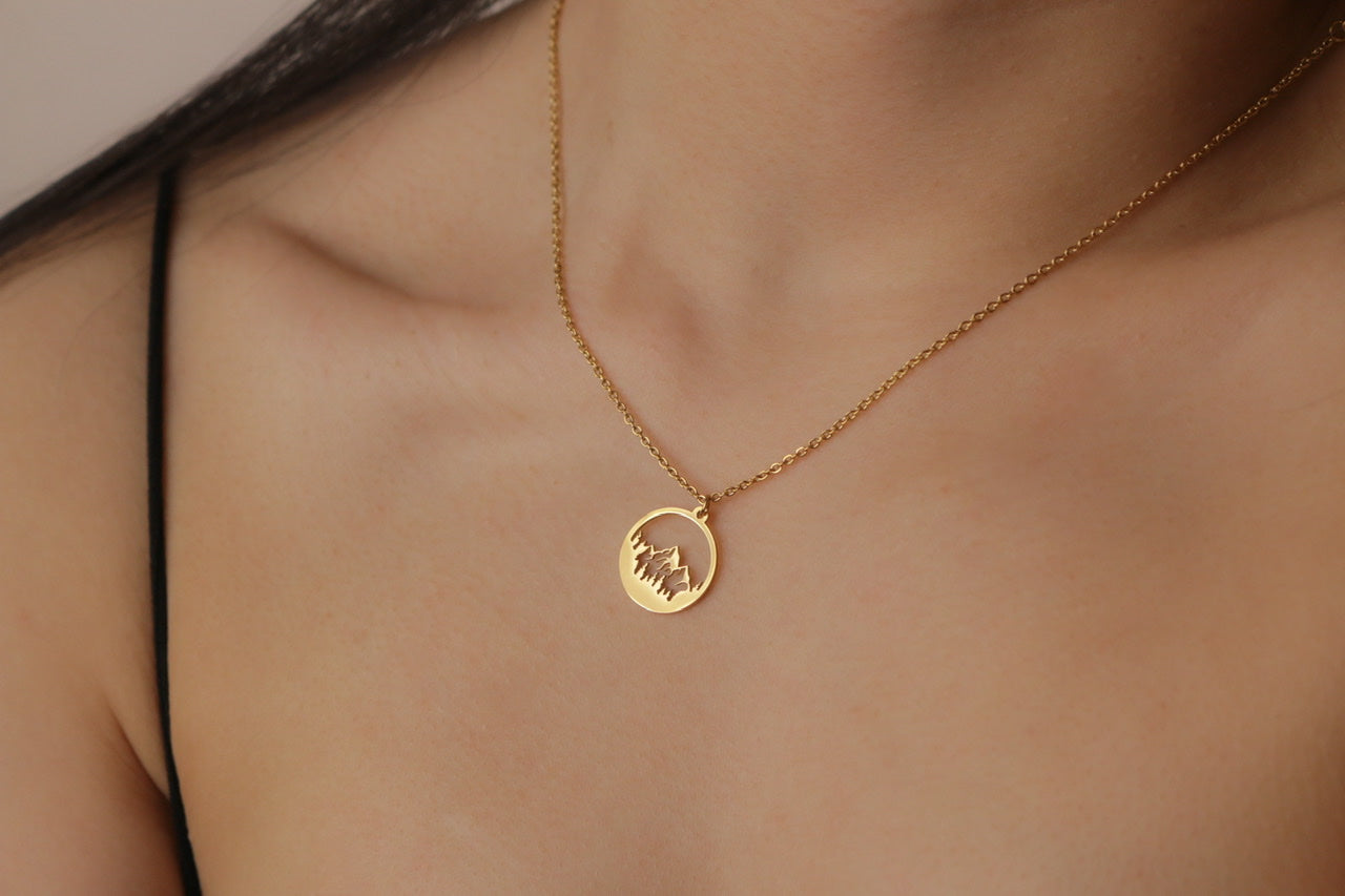 Mount Forest Necklace