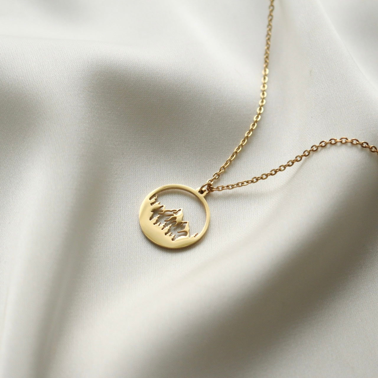 Mount Forest Necklace