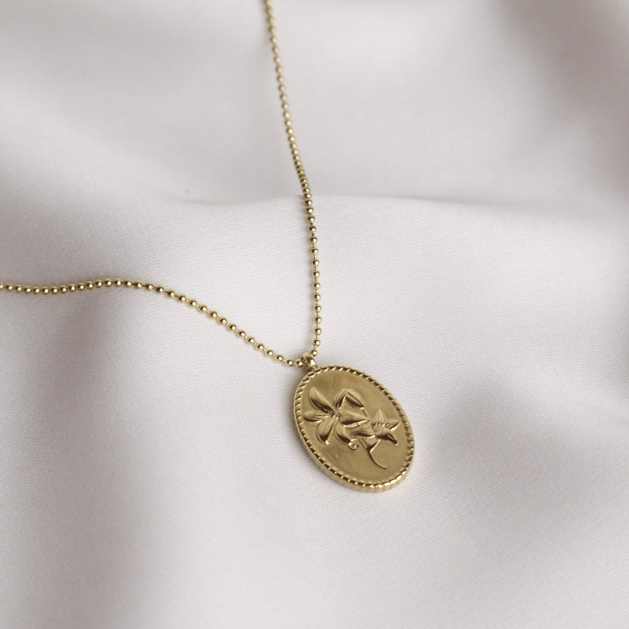 Sandra Lily Necklace